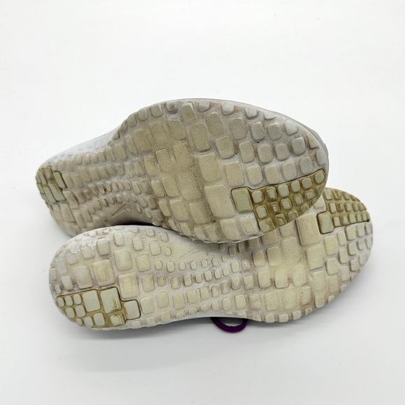 Woman's Nike Running Shoes - Size 8.5 - Picture 7 of 7